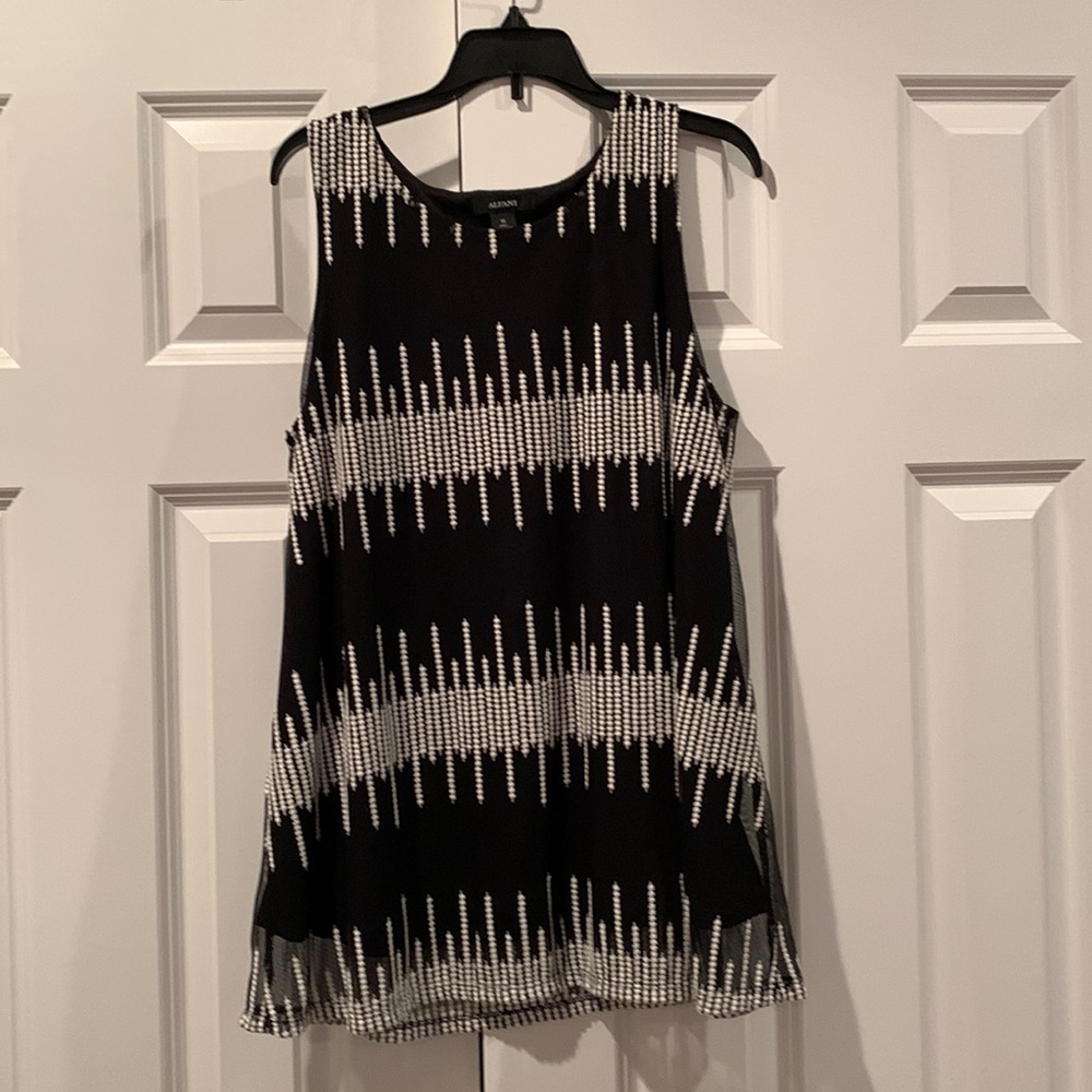 NWT Alfani Tank